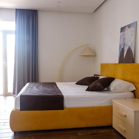 Amh Hotel Durres Luaran gambar