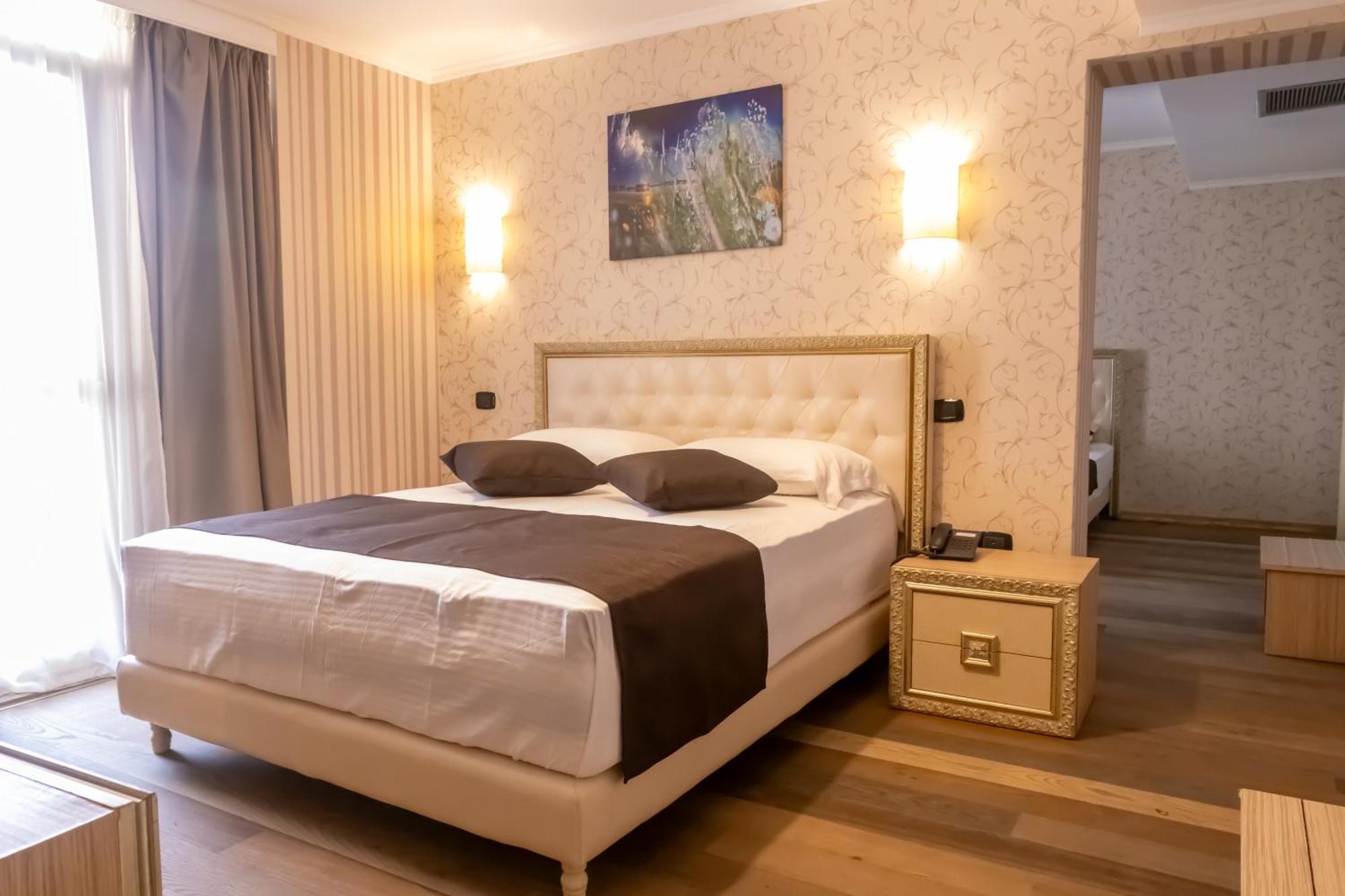 Amh Hotel Durres Luaran gambar