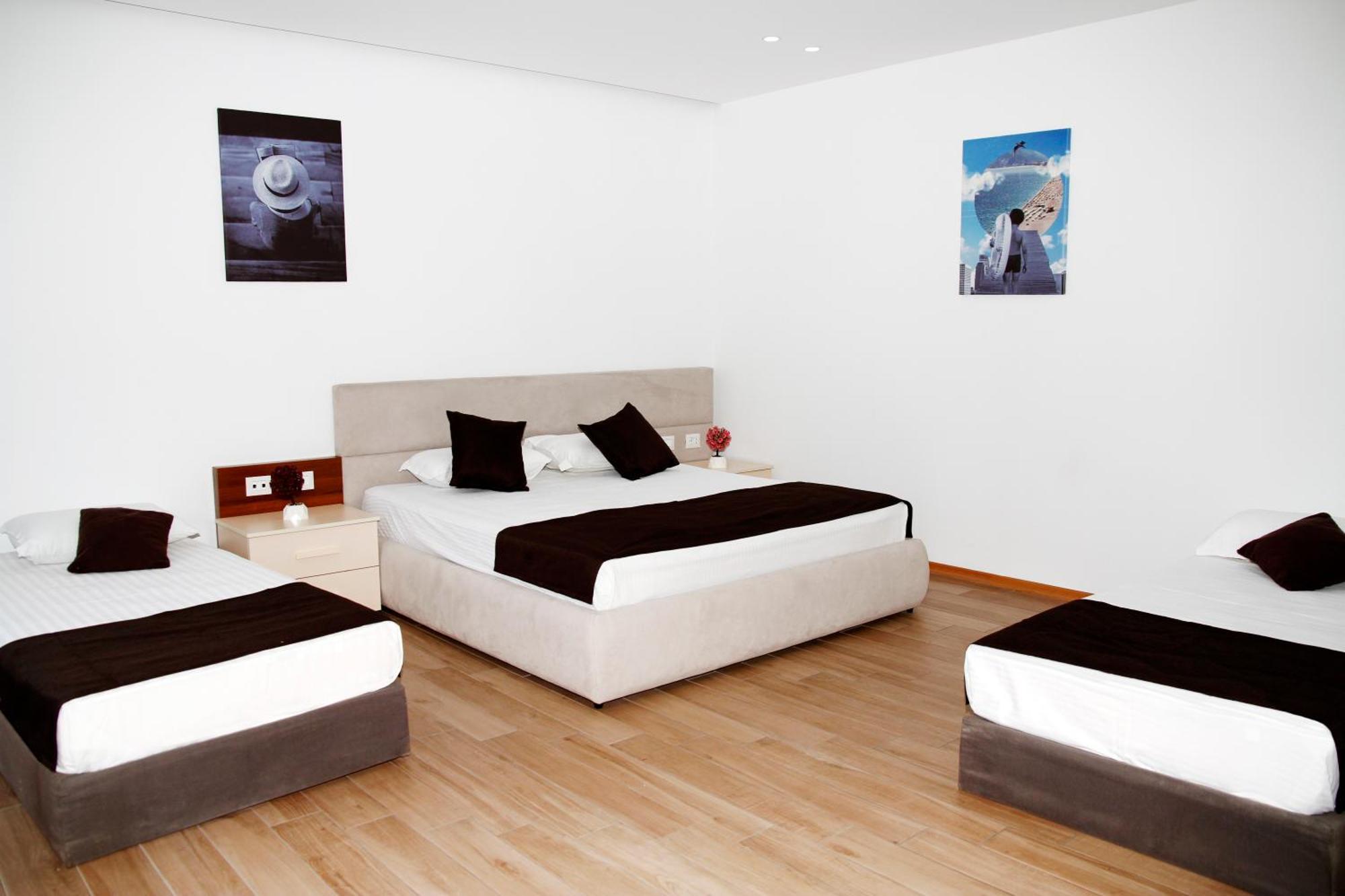 Amh Hotel Durres Luaran gambar