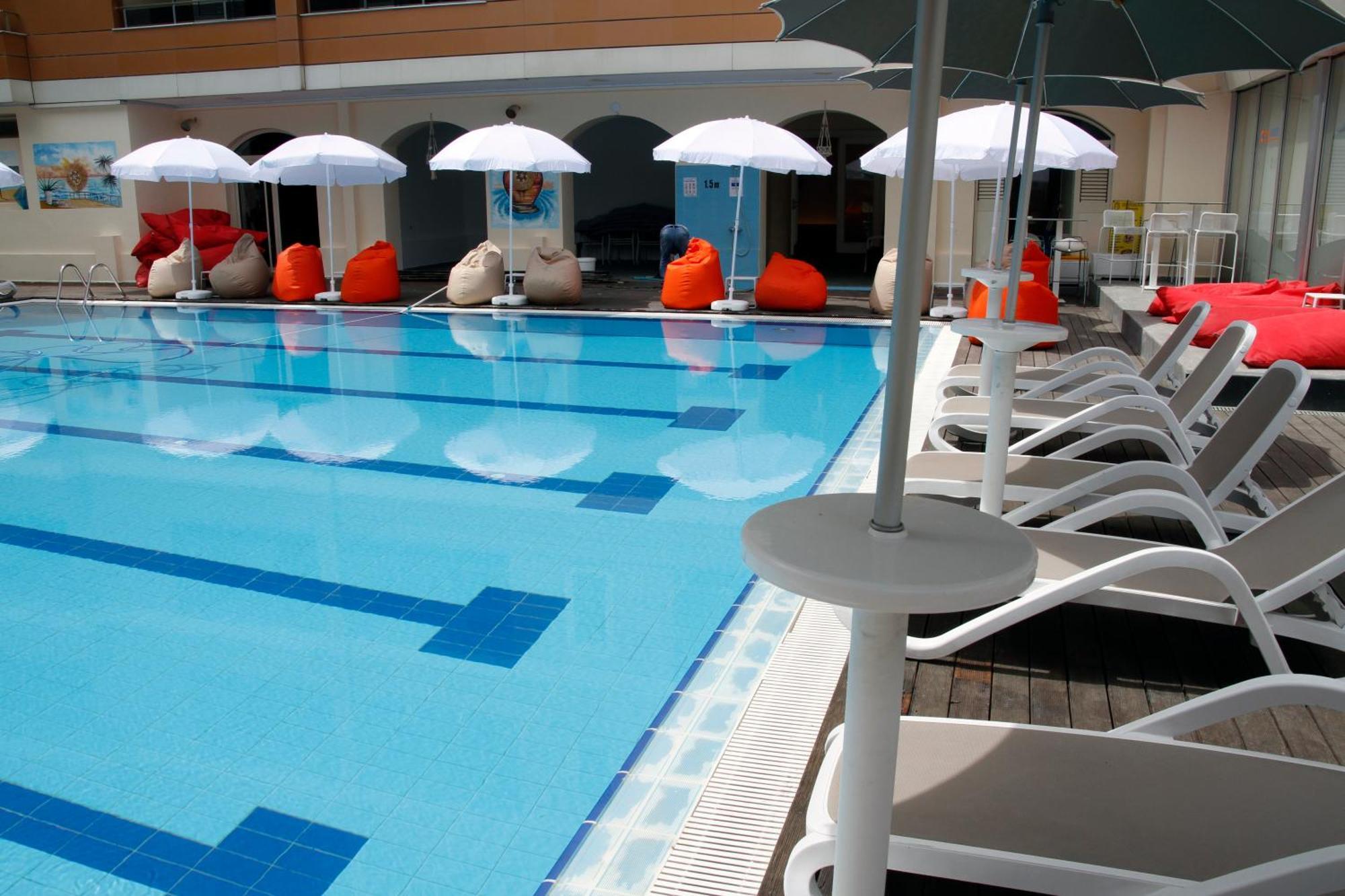 Amh Hotel Durres Luaran gambar