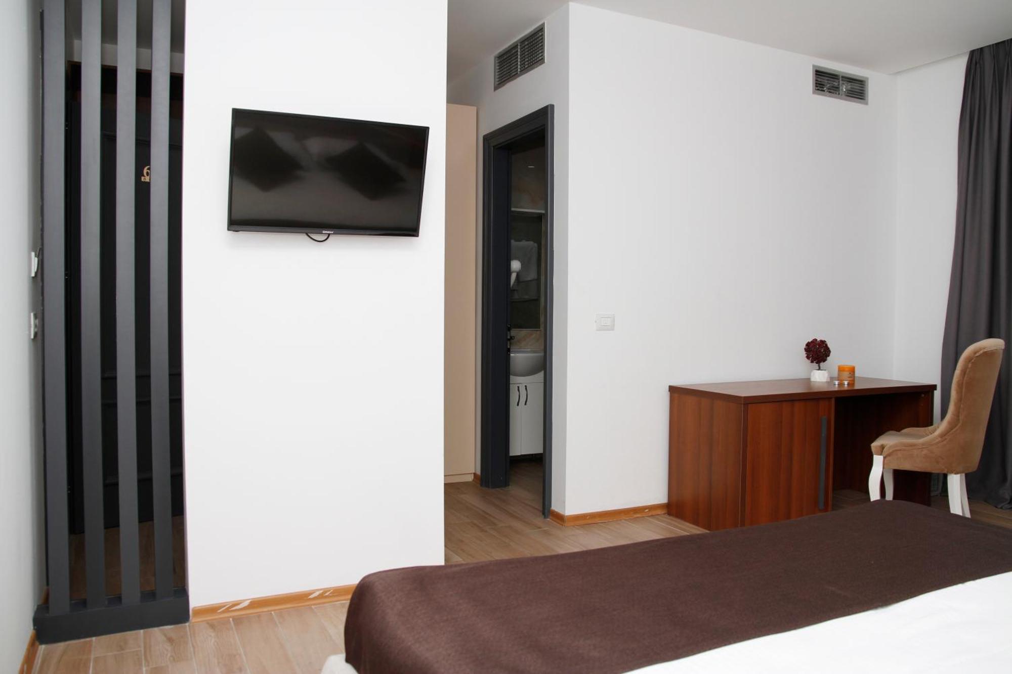 Amh Hotel Durres Luaran gambar
