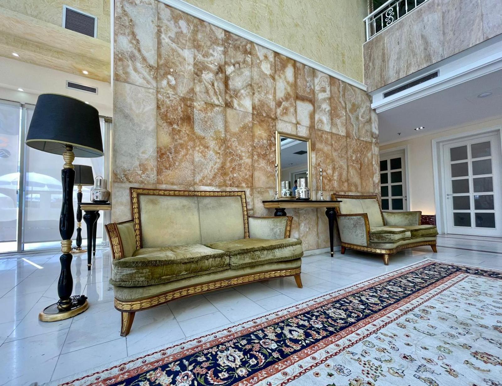 Amh Hotel Durres Luaran gambar