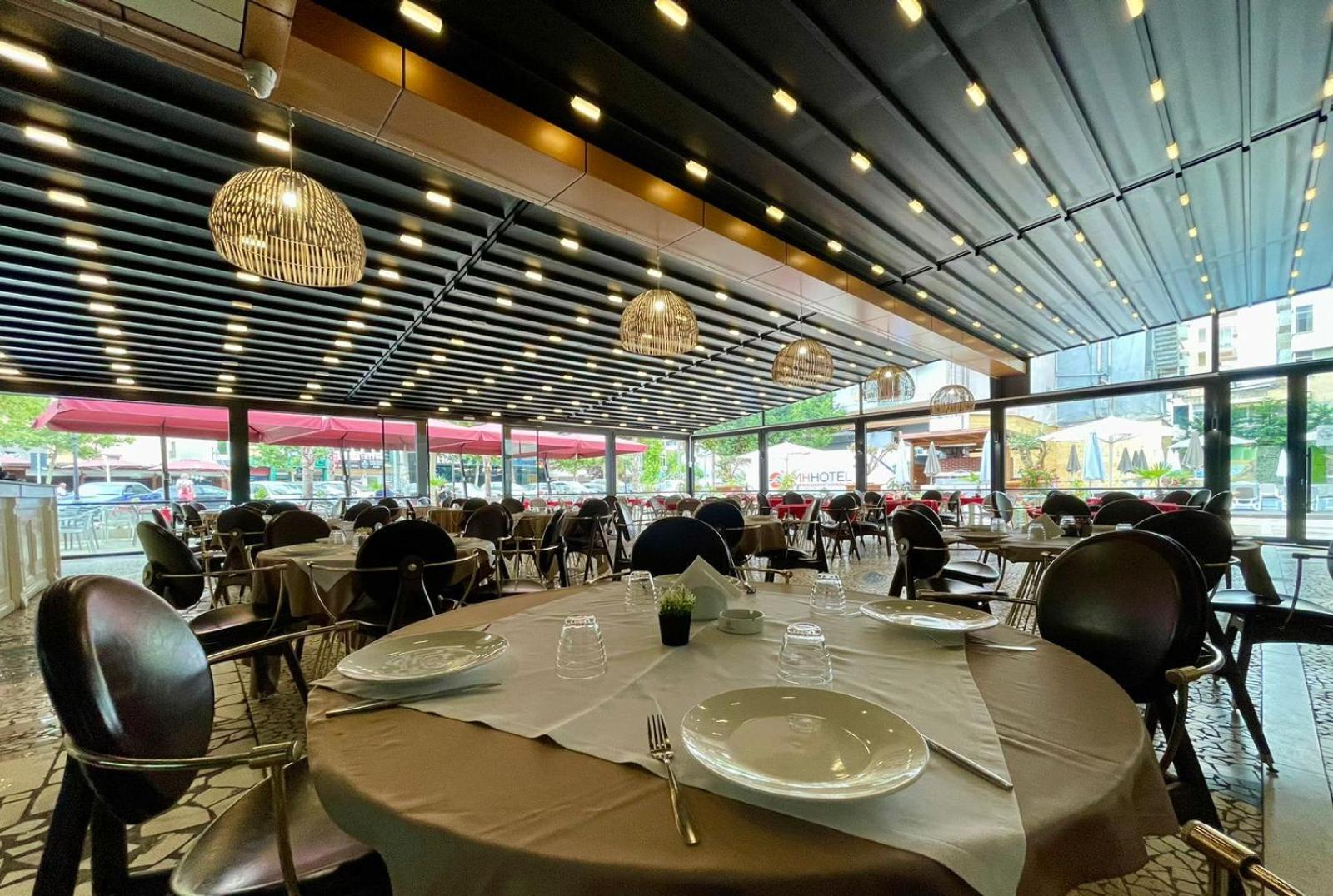 Amh Hotel Durres Luaran gambar
