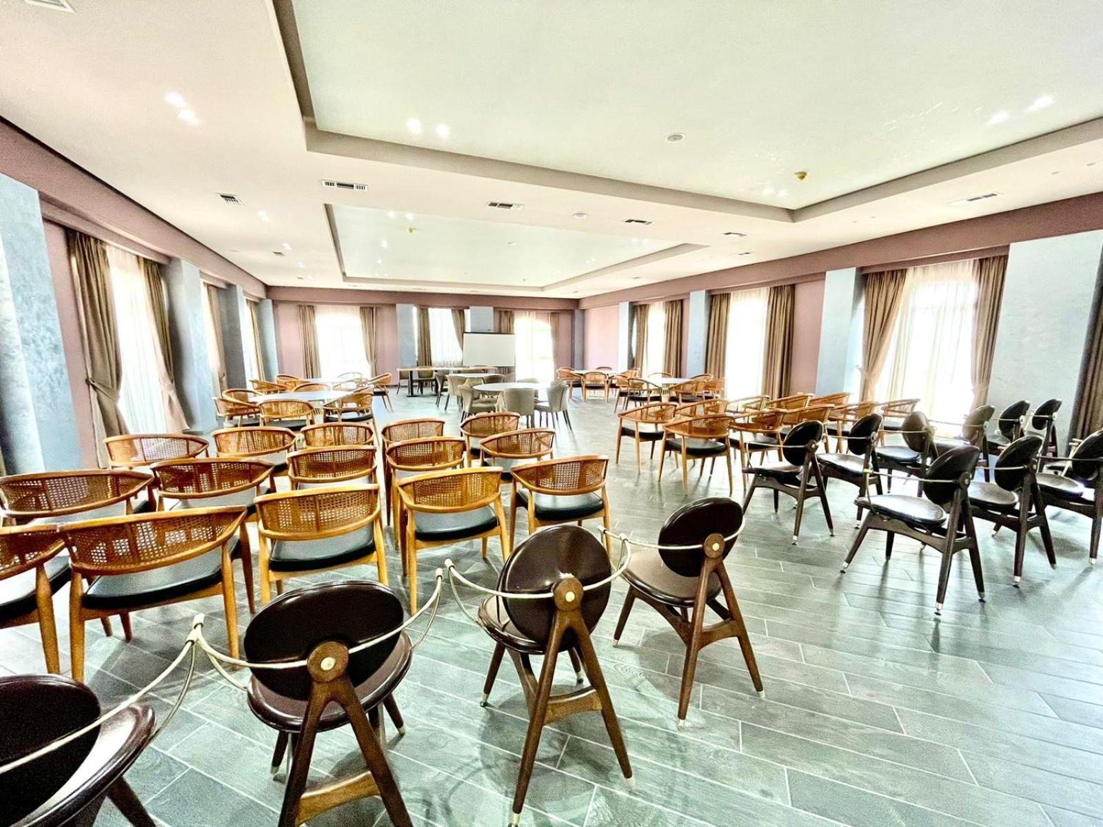 Amh Hotel Durres Luaran gambar