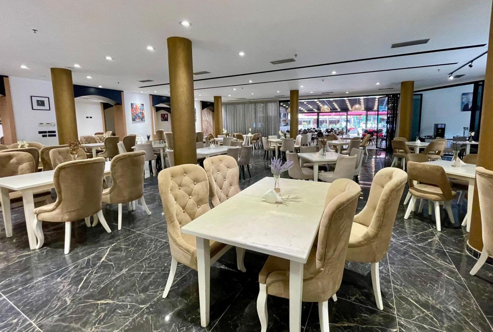 Amh Hotel Durres Luaran gambar