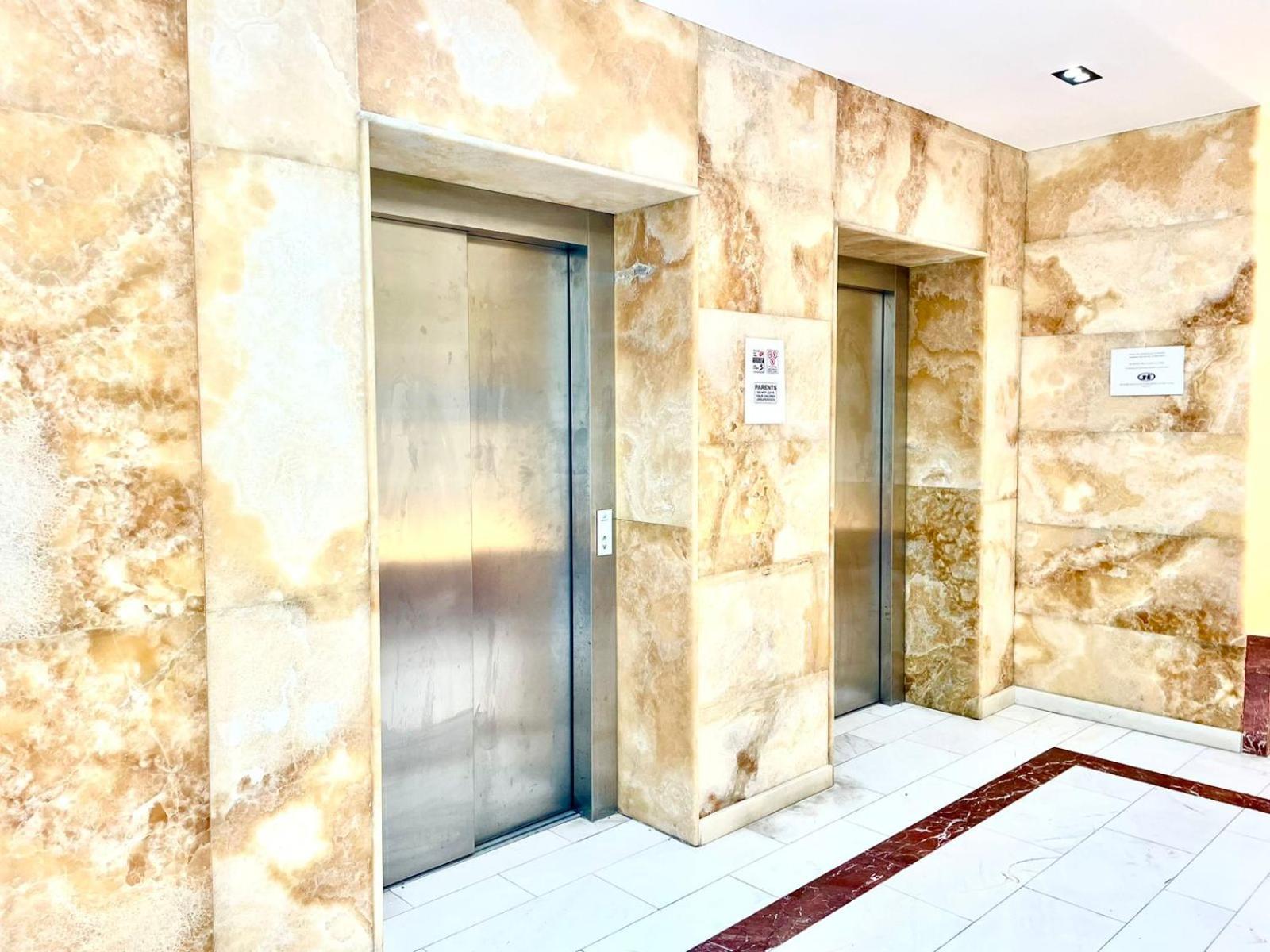 Amh Hotel Durres Luaran gambar