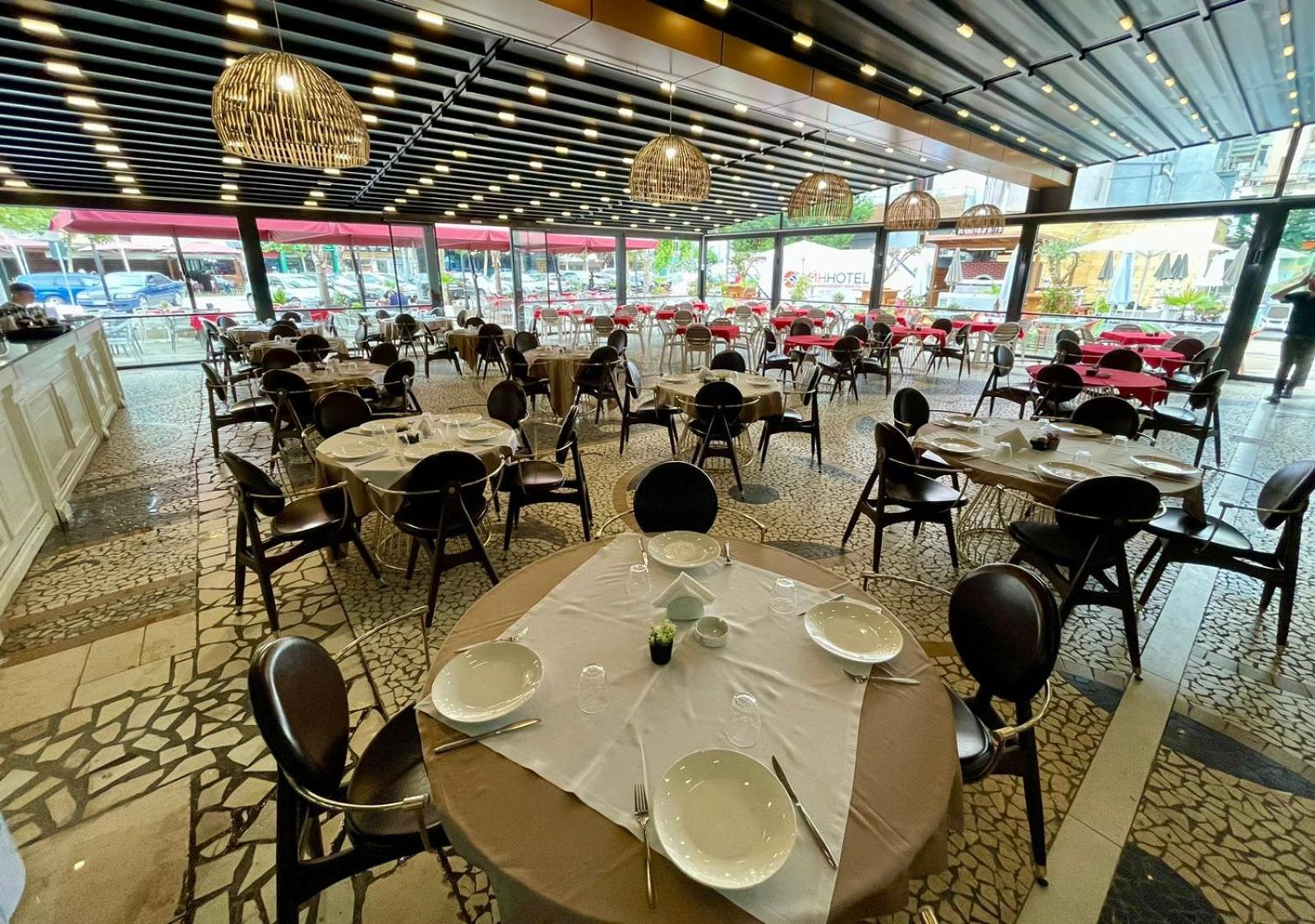 Amh Hotel Durres Luaran gambar
